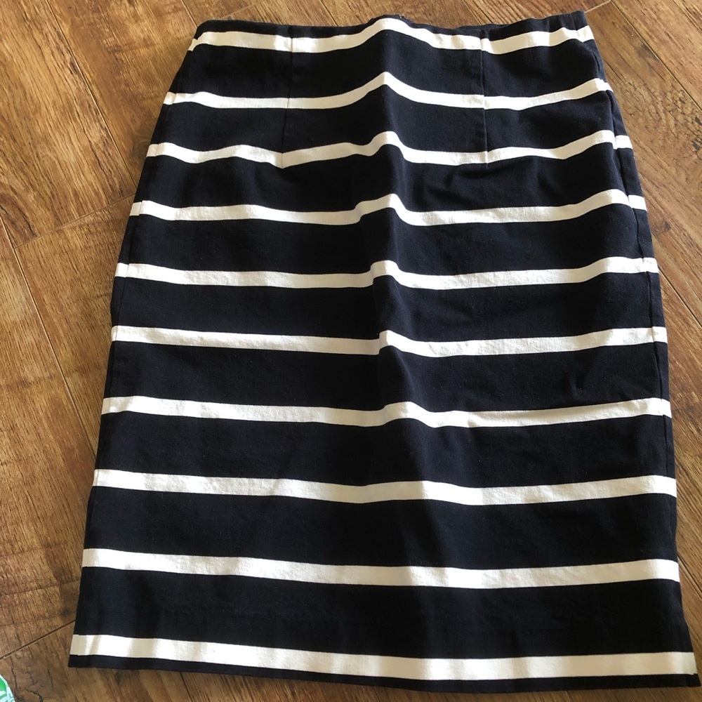 ACA Skirt size 8